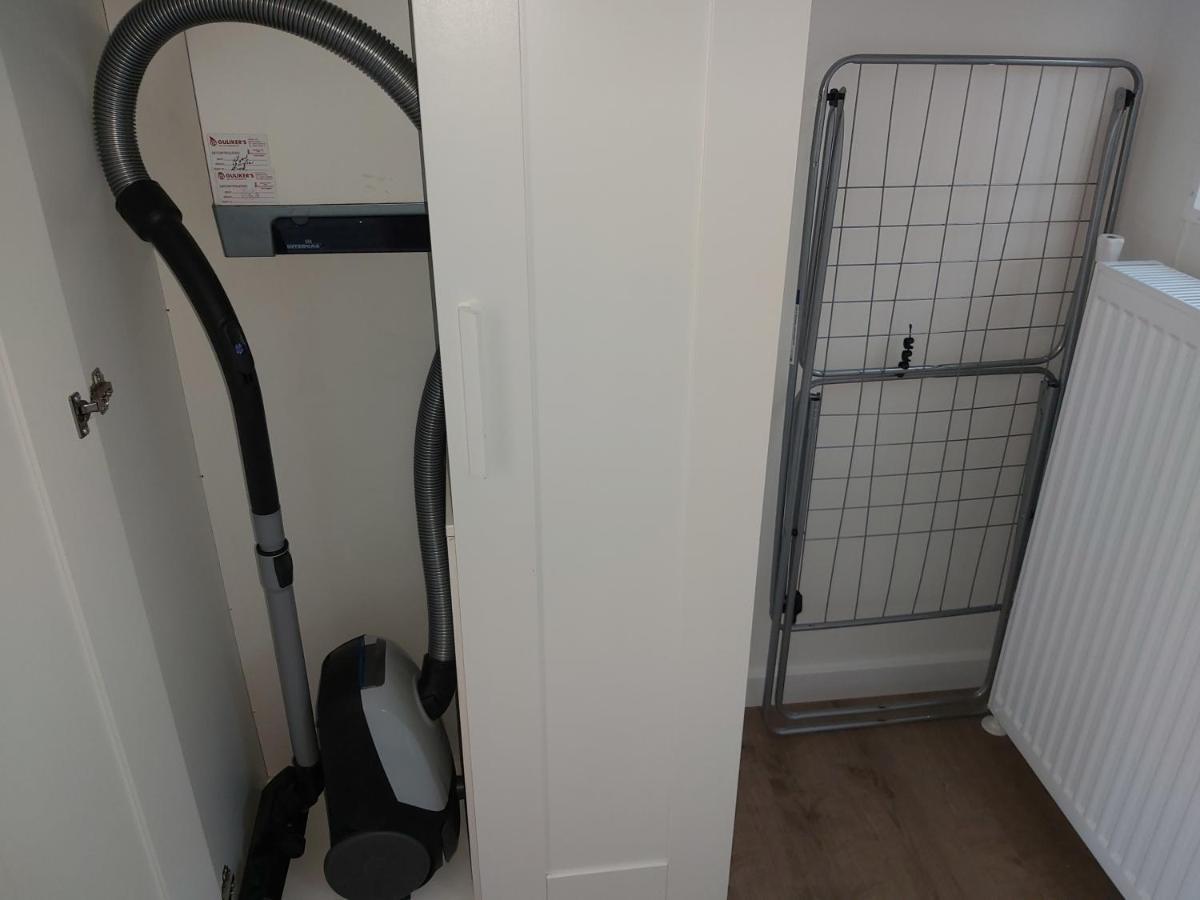 Ruim En Gezellig Chalet Voor 2 Personen Op De Veluwe Recreatiepark De Oude Driest Пюттен Экстерьер фото