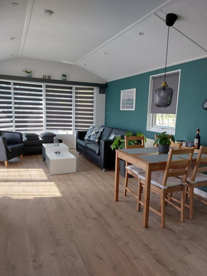Ruim En Gezellig Chalet Voor 2 Personen Op De Veluwe Recreatiepark De Oude Driest Пюттен Экстерьер фото